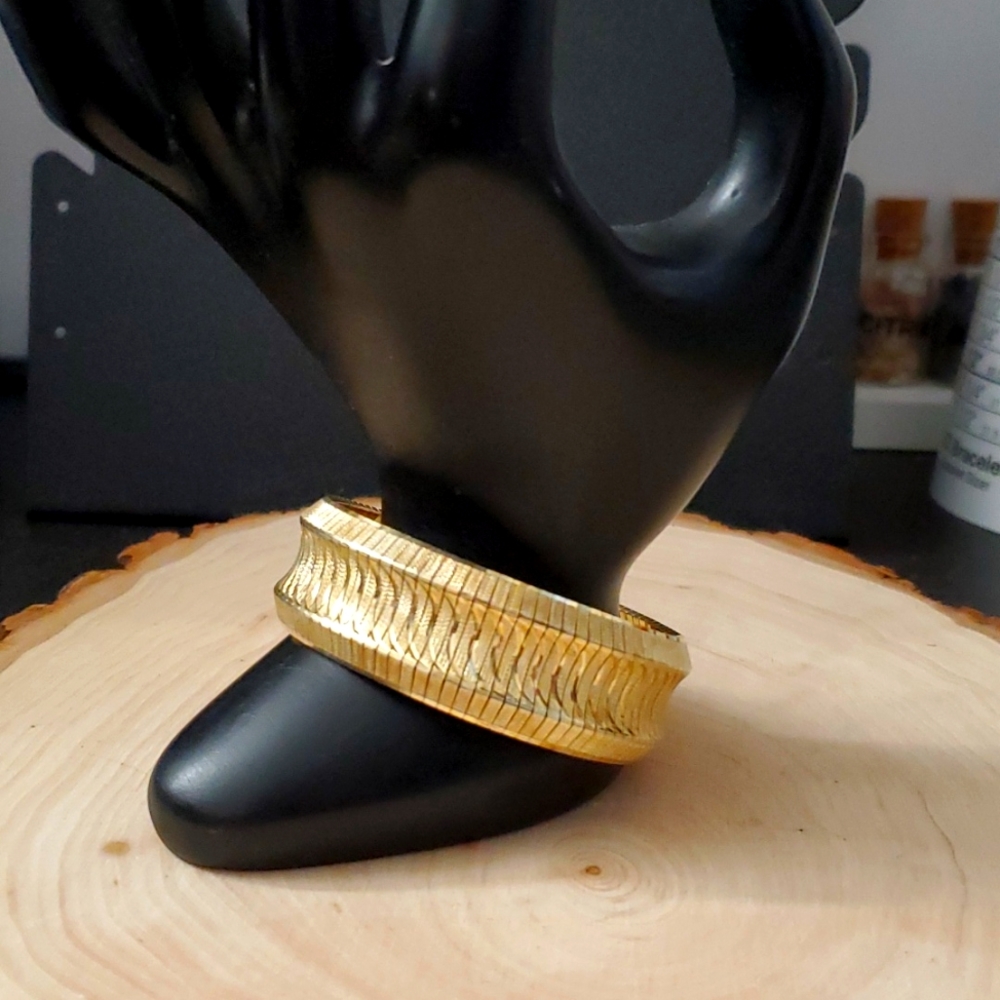 14K Gold Sterling Silver 925 Herringbone Bangle Bracelet – Bold & Elegant